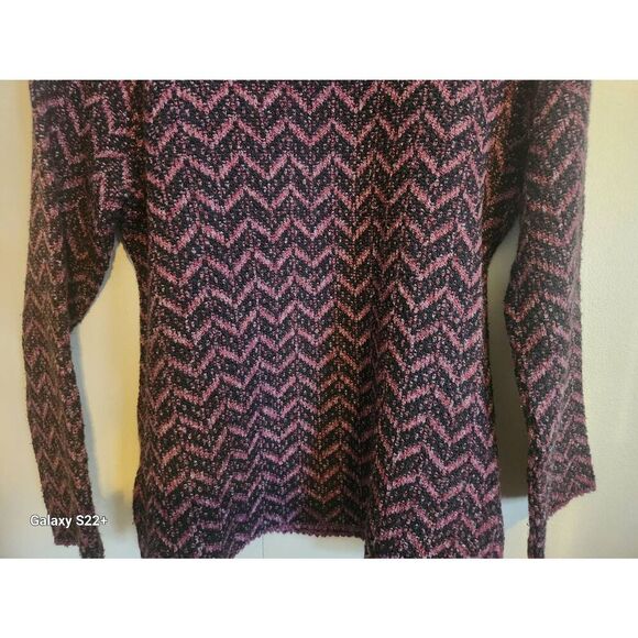 S26 Chevron-patterned Sweater - Picture 3 of 5